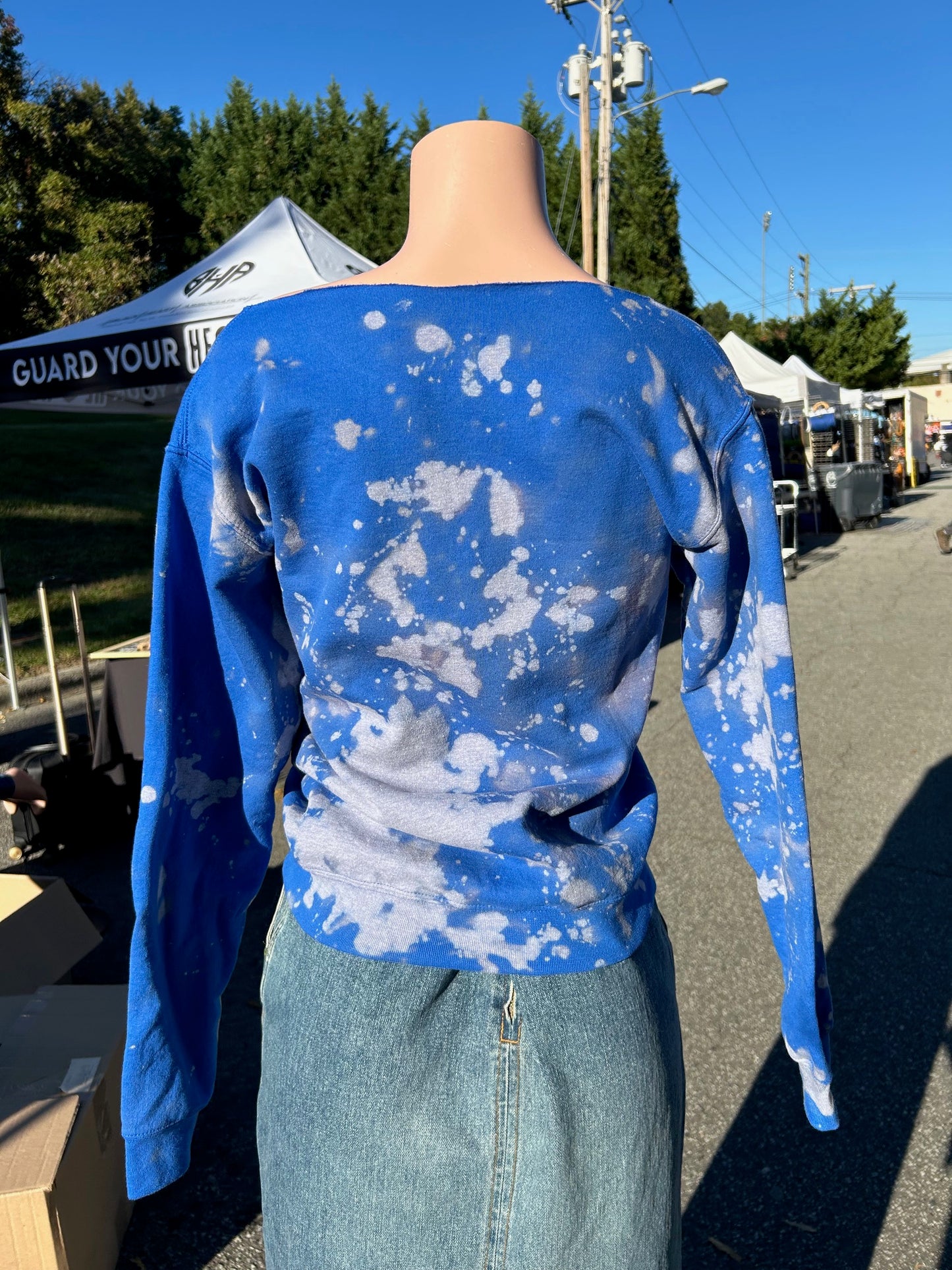 Handmade “1891” Off-Shoulder Signature Lace Up Sweatshirt