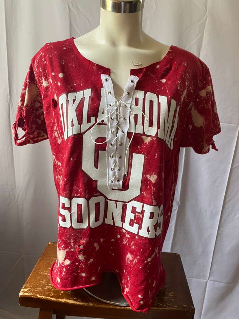 Handmade Oklahoma Sooners Lace Up T-Shirt in Crimson