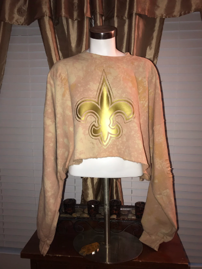 Handmade New Orleans Saints Oversized Light Distress Crew Neck Crop Sweatshirt ONE SIZE