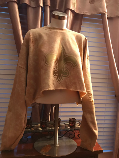 Handmade New Orleans Saints Oversized Light Distress Crew Neck Crop Sweatshirt ONE SIZE