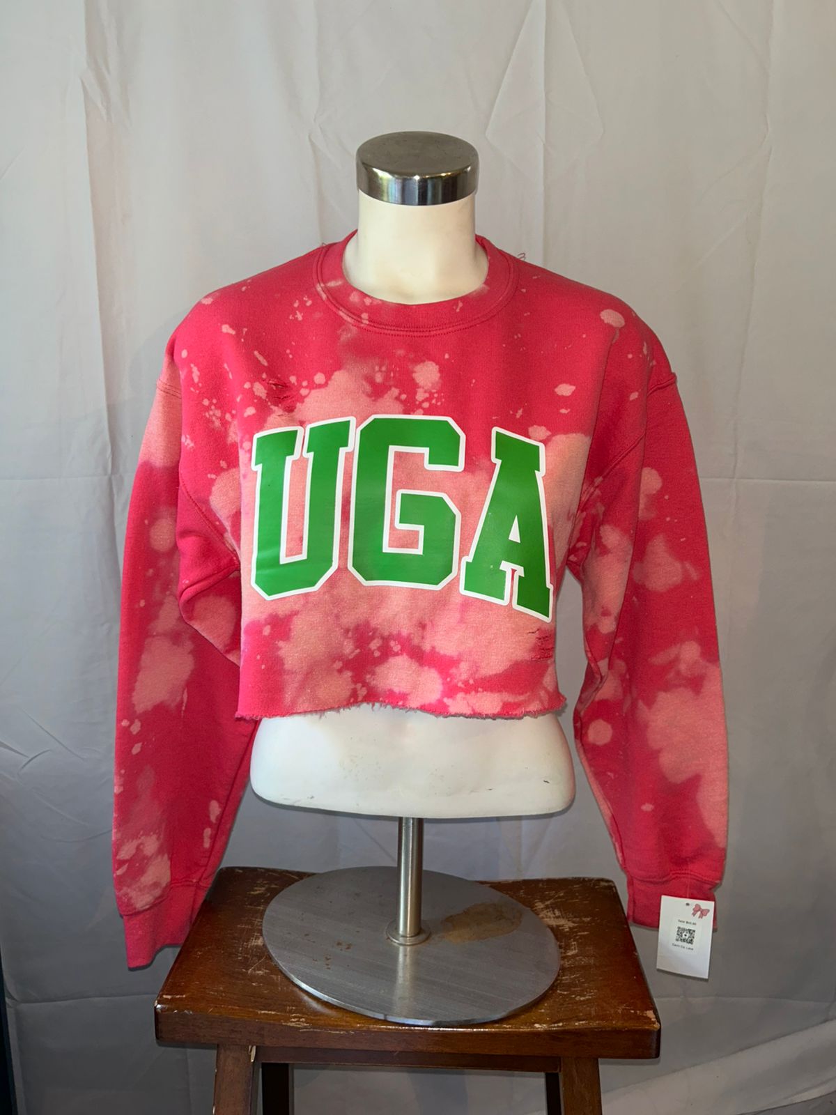  UGA AKA Blossom Crewneck Sweatshirt , UGA AKA Blossom  Sweatshirt

