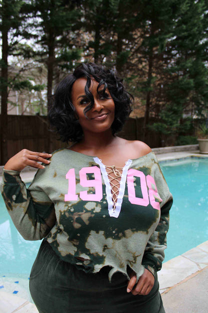 The Signature AKA 1908 Lace Up Crop
