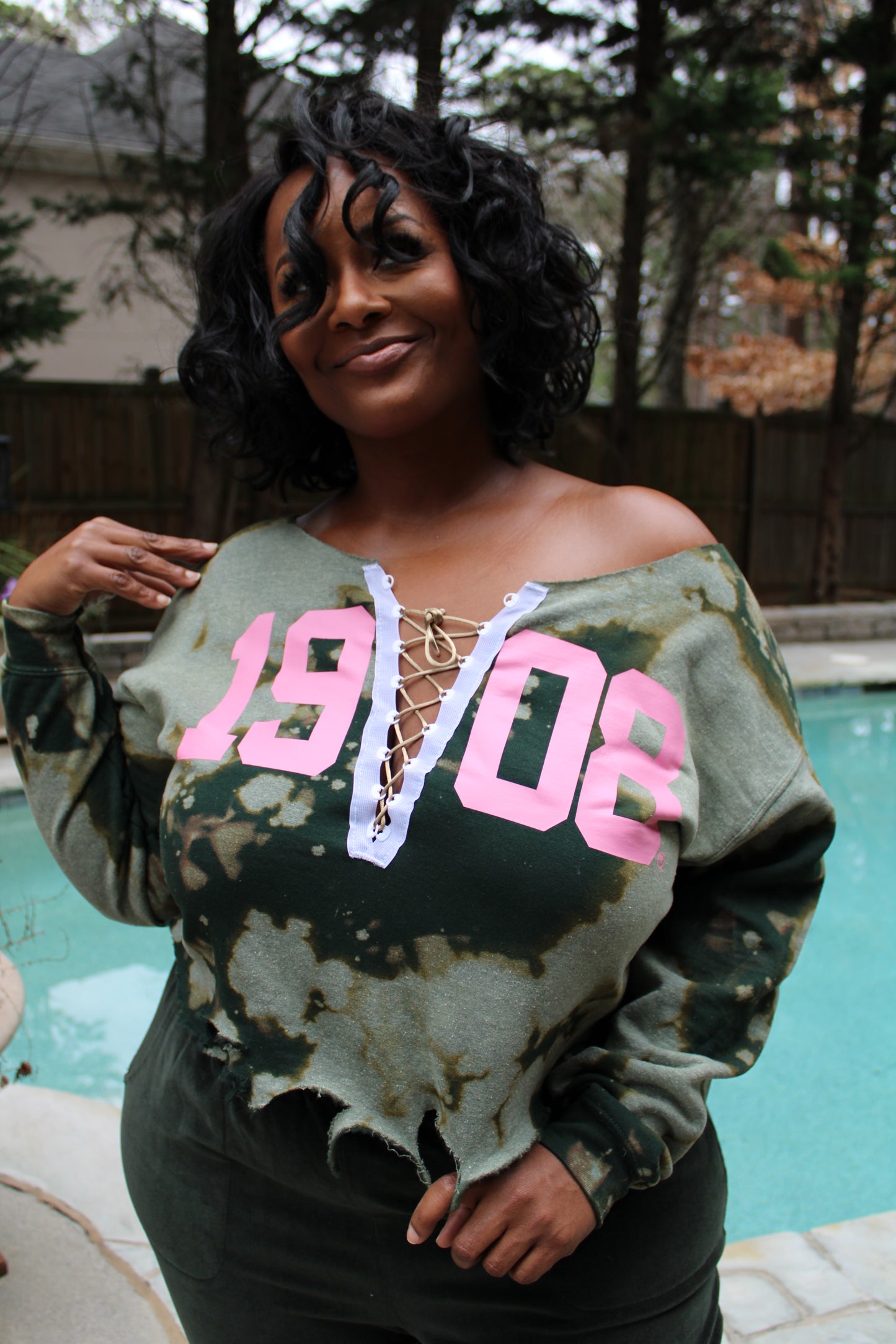 AKA, 1908 ,Lace up
