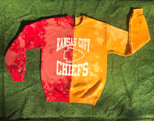 L) Chiefs Red LS Hooded Shirt Mens – Revived Clothing Exchange